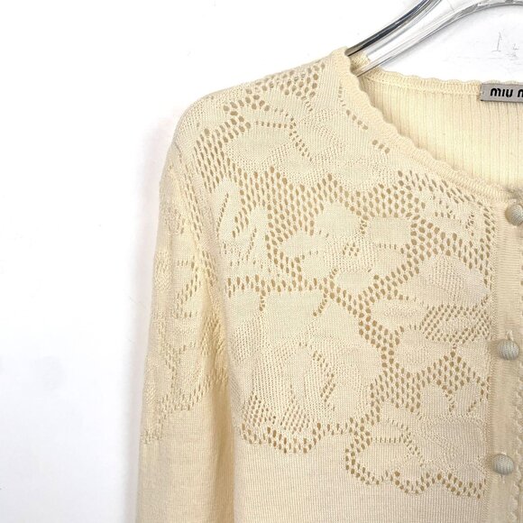 Miu Miu Womens Virgin Wool Knit Cardigan Sweater With Floral Lace Detail Button - Picture 3 of 7